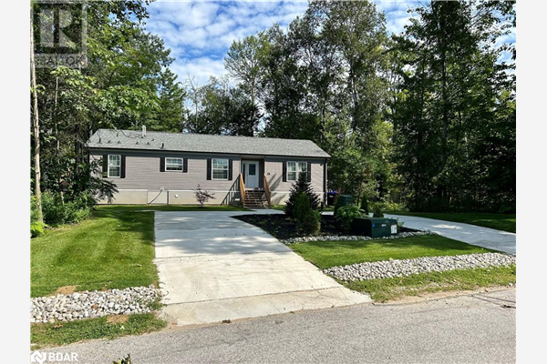 20 BRIDLEWOOD Crescent, Wasaga Beach