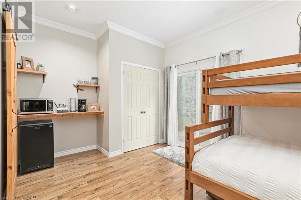 104 KELLIE'S Way Unit# 10