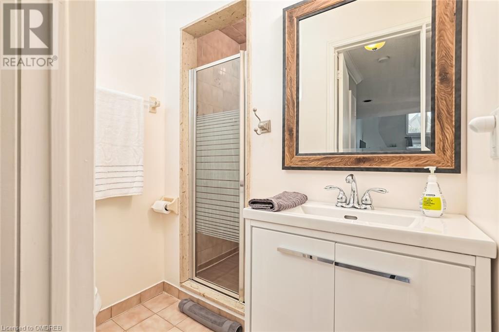 104 KELLIE'S Way Unit# 10