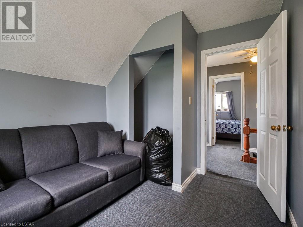 Listing 40472355 - Large Photo # 28