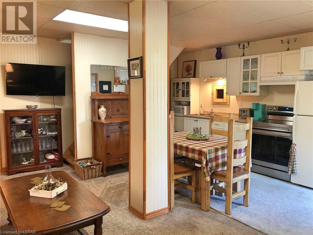Listing 40472449 - Large Photo # 29