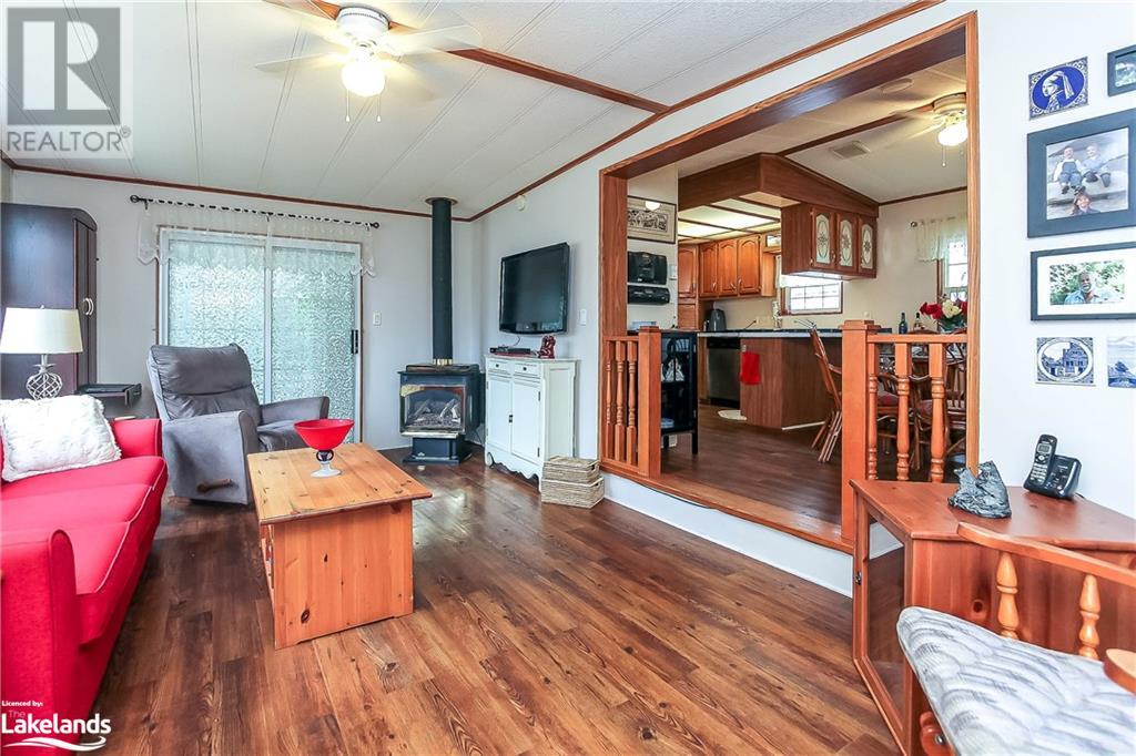 Listing 40472549 - Large Photo # 10