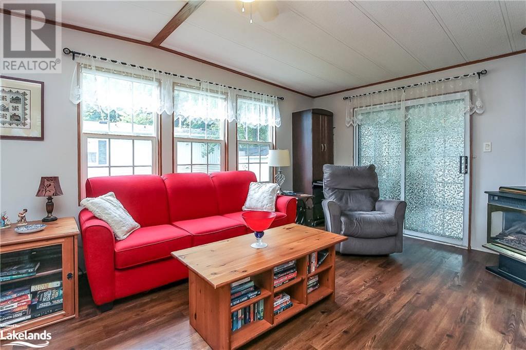 Listing 40472549 - Large Photo # 12