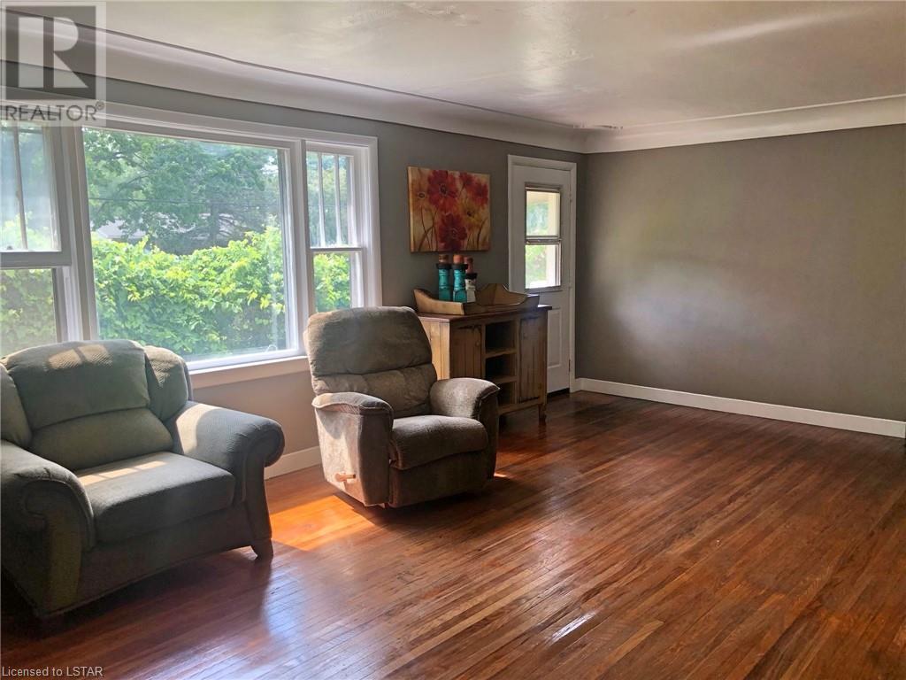 Listing 40472594 - Large Photo # 7
