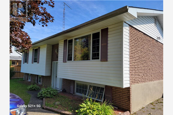 24 ALMA Street N, Omemee