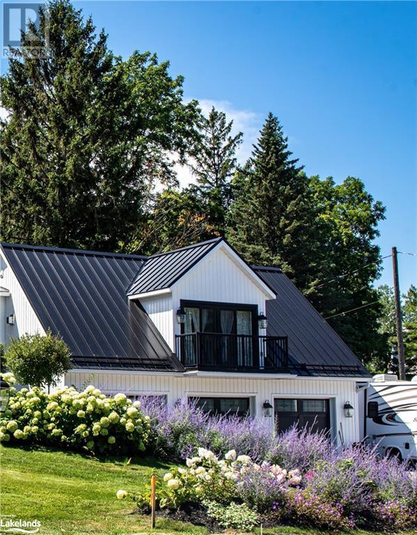 51 LOUISA Street W