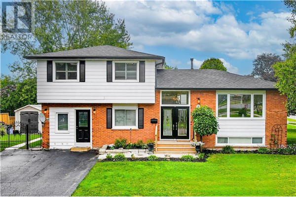 1 ELAINE Drive, Lindsay