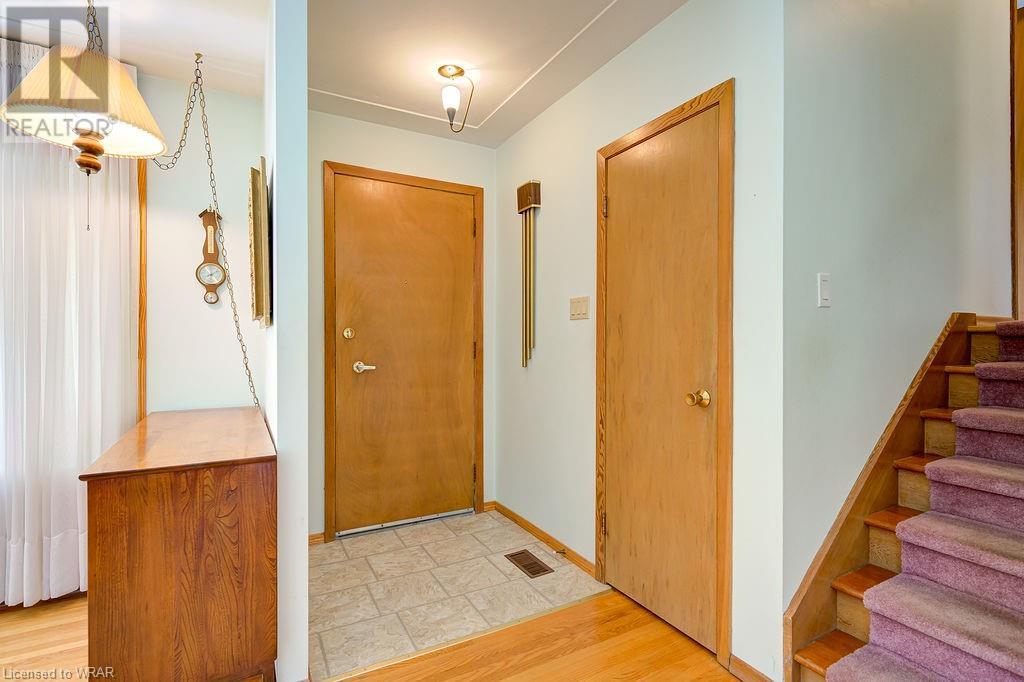 Listing 40472911 - Large Photo # 6