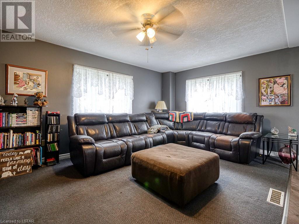 Listing 40473162 - Large Photo # 9