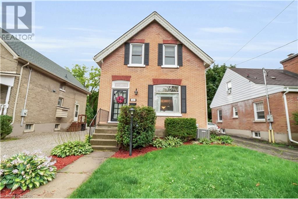 115 TECUMSEH Avenue E, London