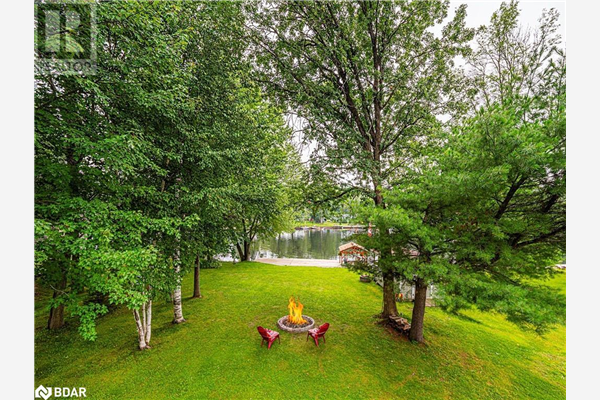 1090 COWBELL Lane, Gravenhurst