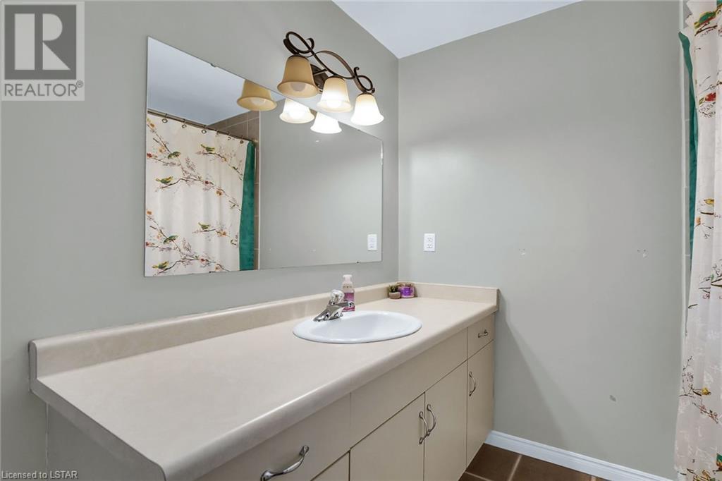 Listing 40473494 - Large Photo # 37