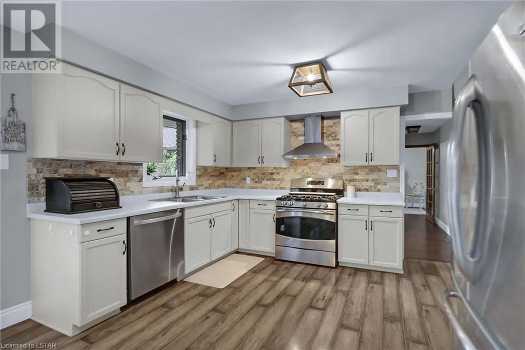 Listing 40473494 - Large Photo # 23