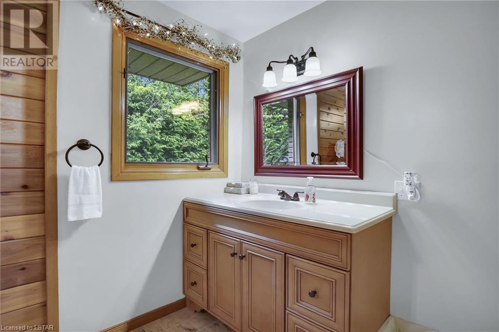 Listing 40473494 - Large Photo # 19