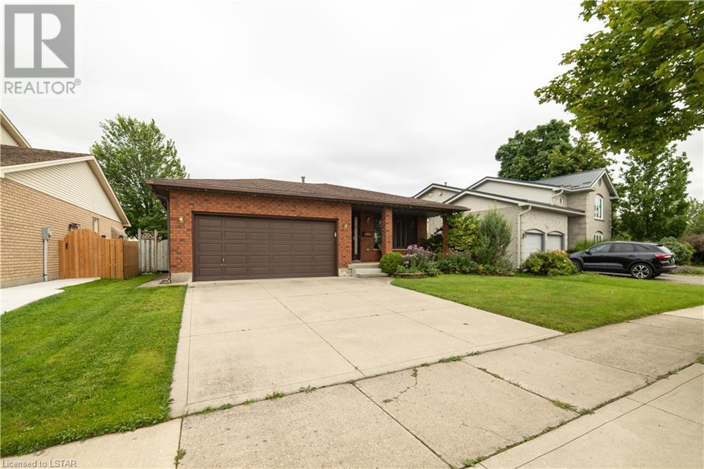 154 NAPOLEON Drive