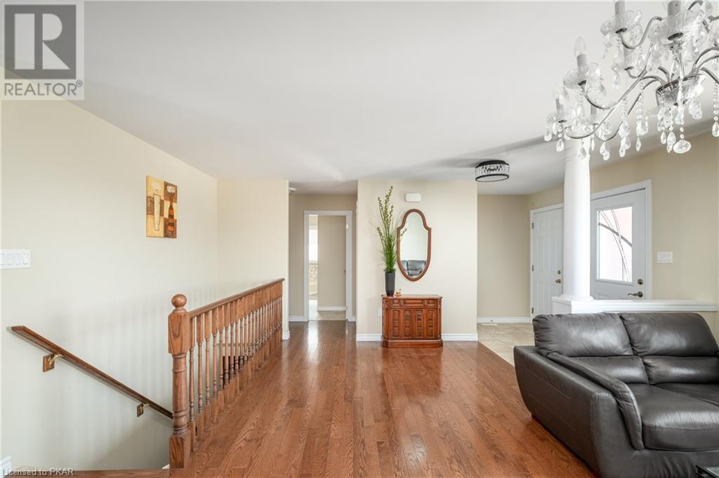 Listing 40473603 - Large Photo # 4