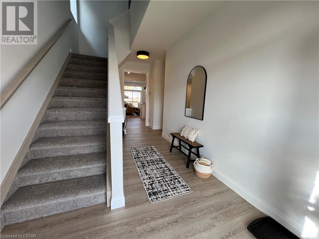 Listing 40473709 - Large Photo # 3