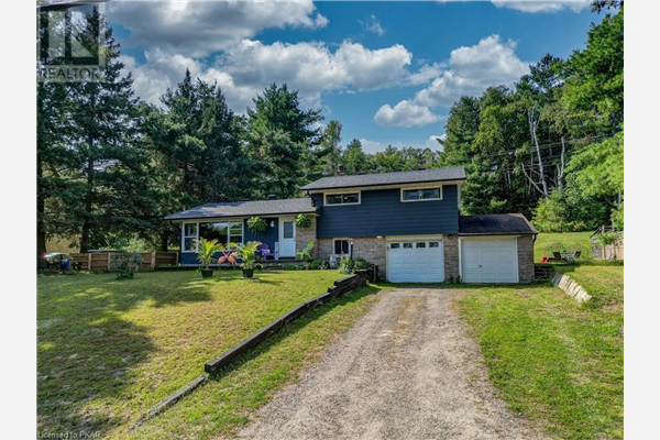 27195 HWY 62 S Highway, Bancroft