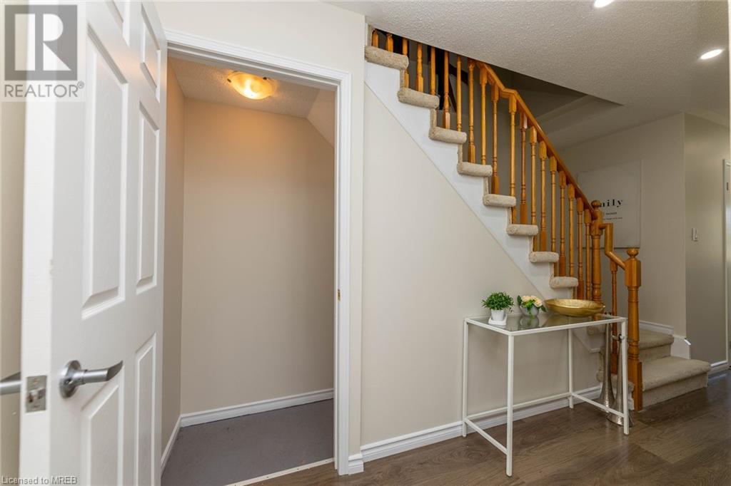 Listing 40474051 - Large Photo # 39