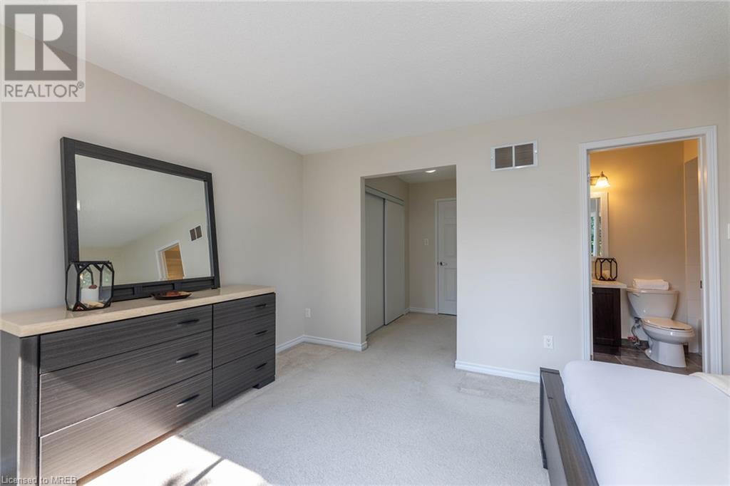 Listing 40474051 - Large Photo # 31