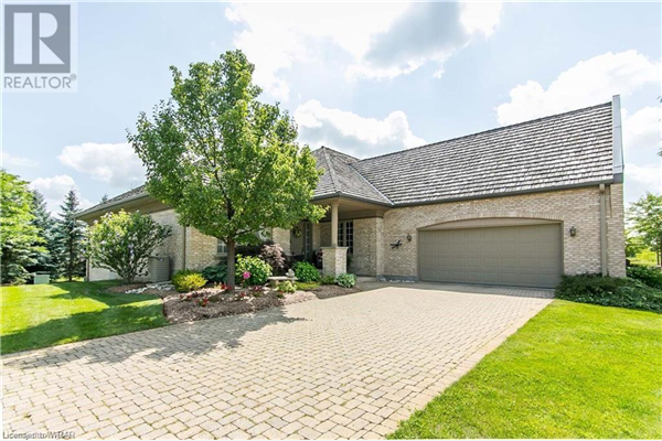 260 DEER RIDGE Drive Unit# 44, Kitchener