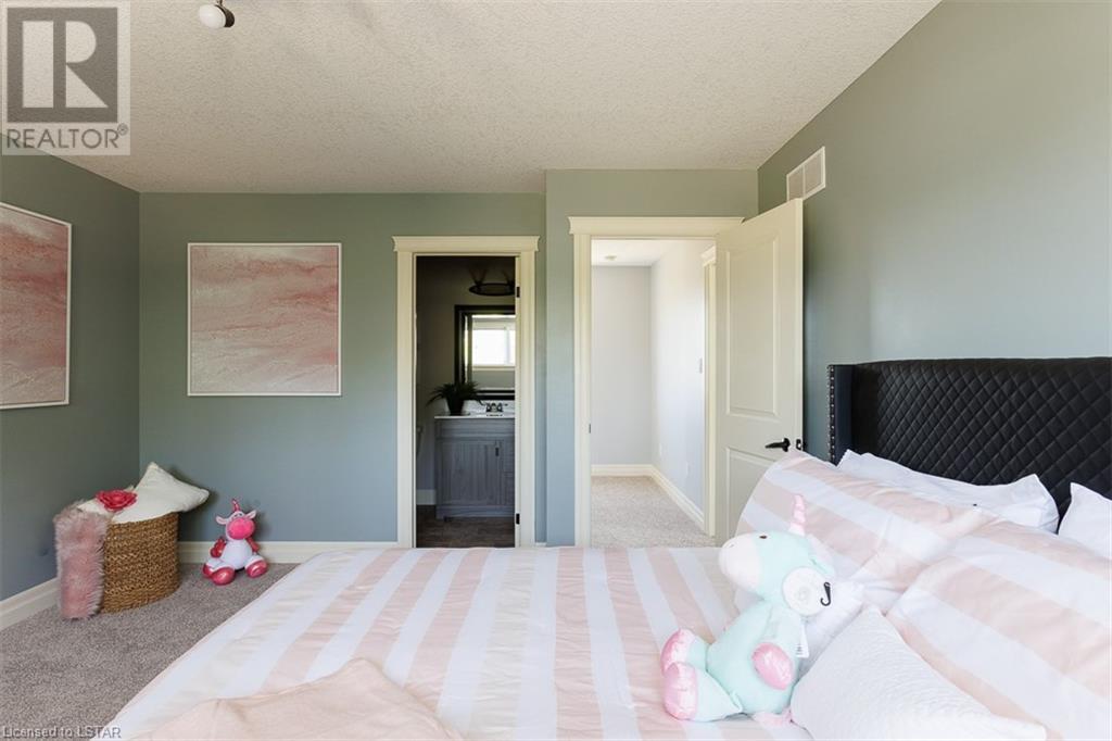 Listing 40474386 - Large Photo # 30