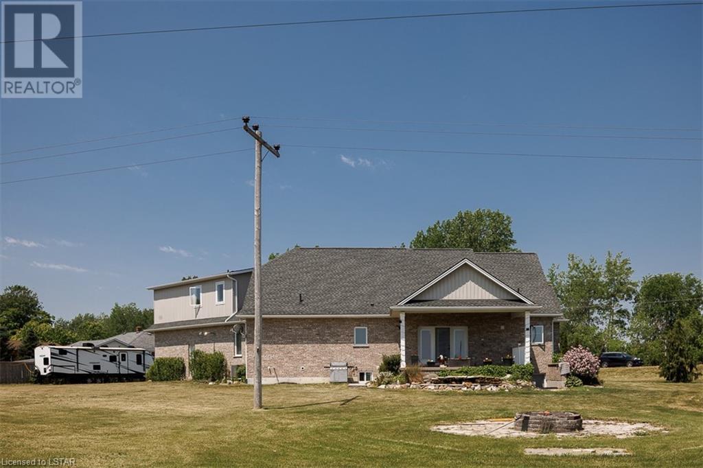 Listing 40474386 - Large Photo # 41