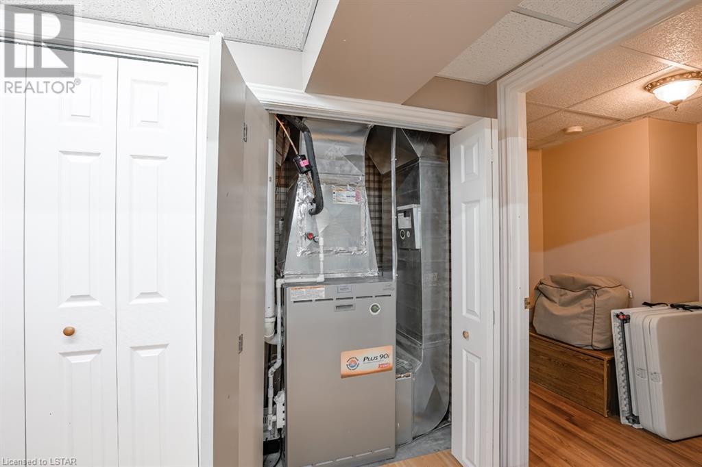 Listing 40474604 - Large Photo # 43