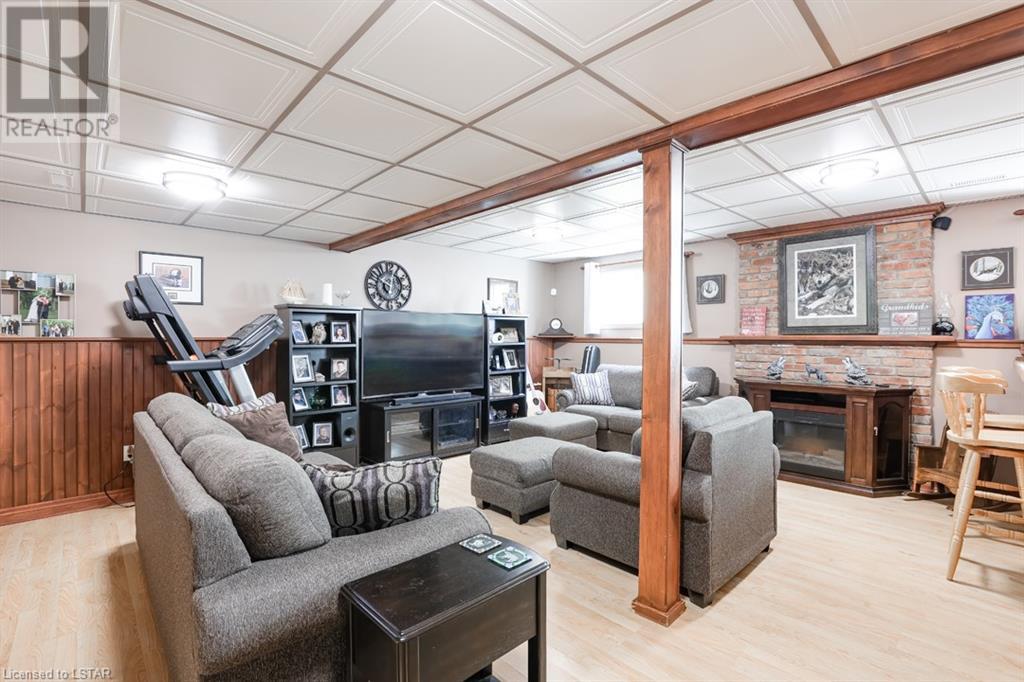 Listing 40474604 - Large Photo # 34