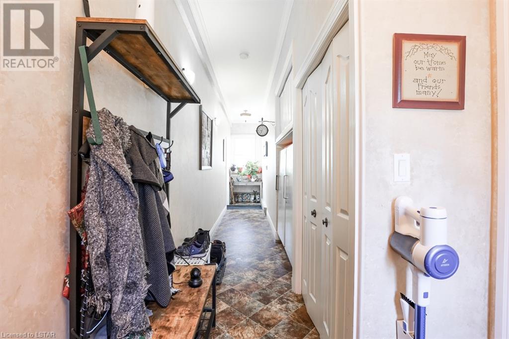 Listing 40474604 - Large Photo # 45