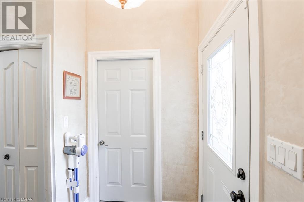 Listing 40474604 - Large Photo # 46
