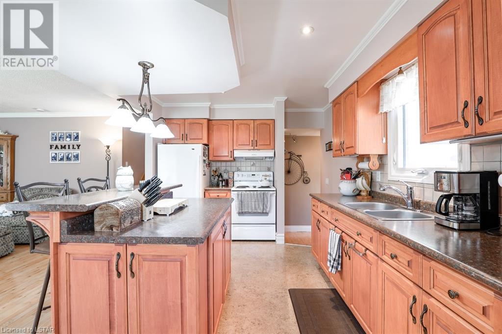 Listing 40474604 - Large Photo # 12