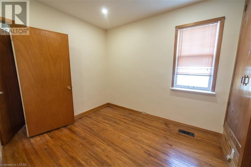 Listing 40474621 - Large Photo # 9