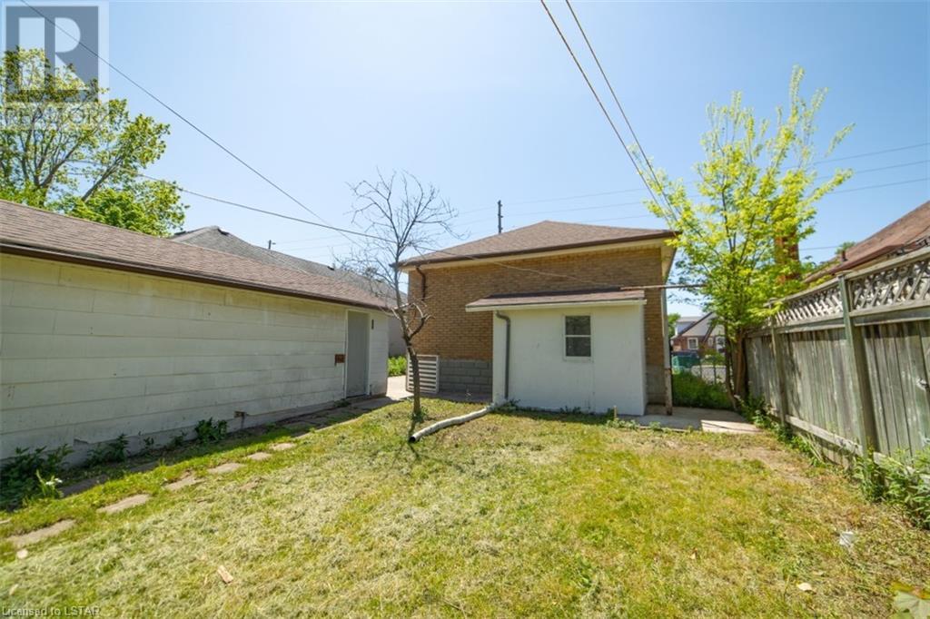 Listing 40474621 - Large Photo # 19