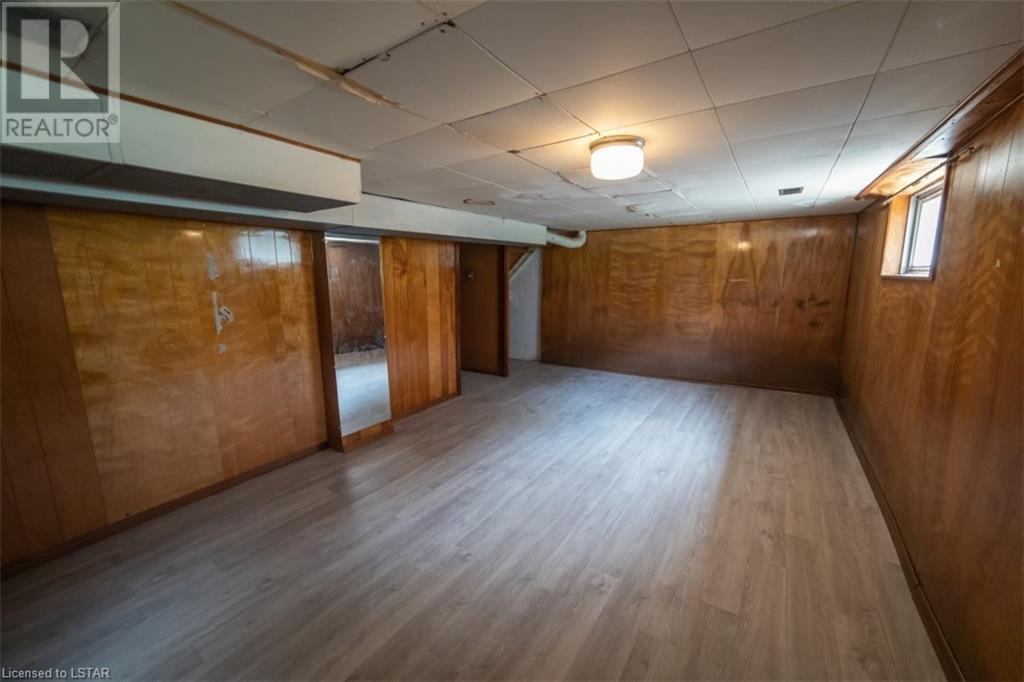Listing 40474621 - Large Photo # 10