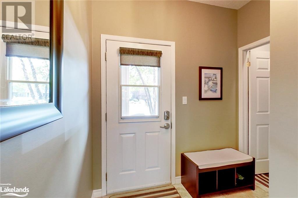 933 CEDAR POINTE Court