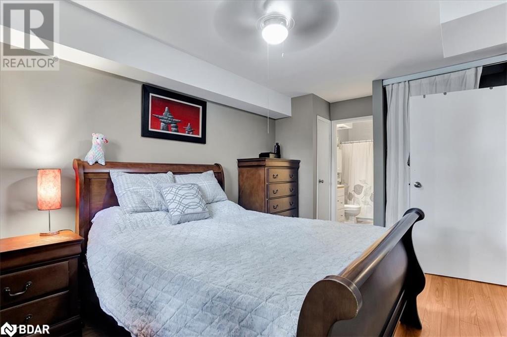 Listing 40475128 - Large Photo # 17