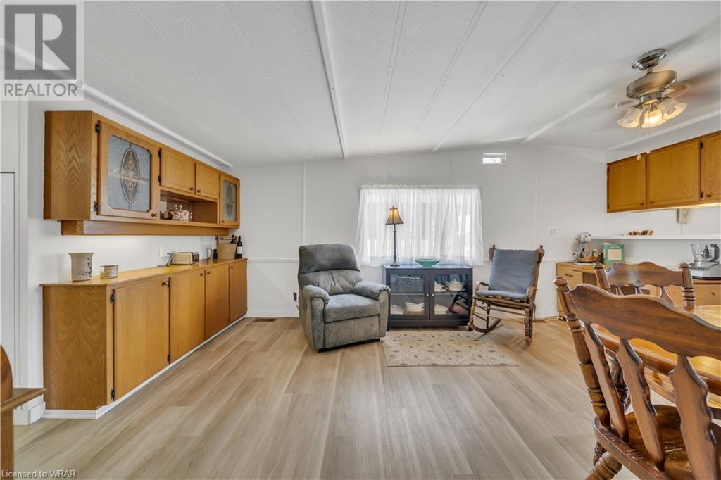 Listing 40475443 - Large Photo # 9