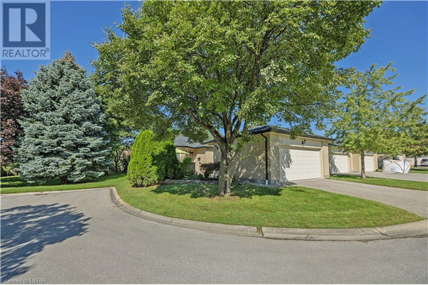 211 PINE VALLEY Drive Unit# 23, London
