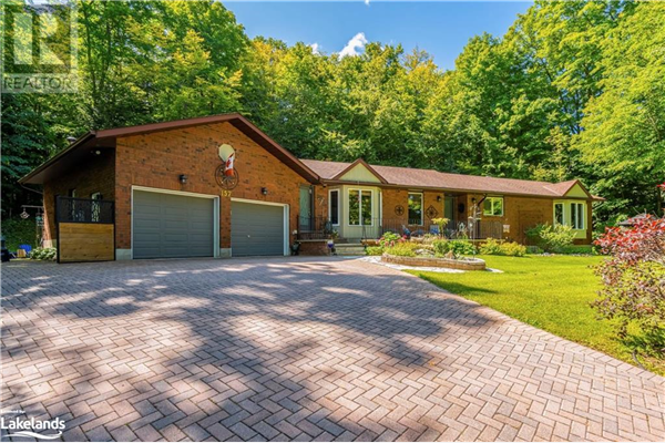157 GILWOOD PARK Drive, Penetanguishene