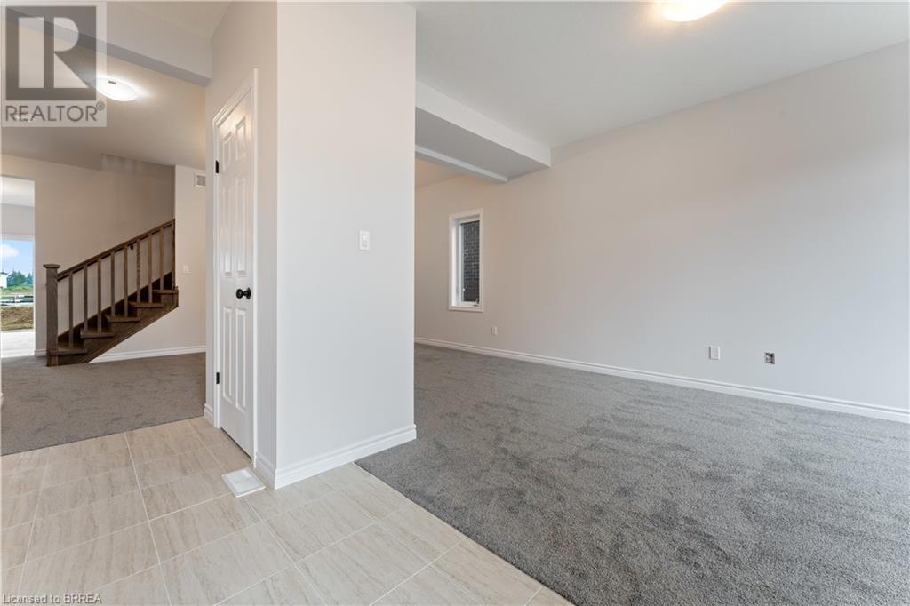 Listing 40475711 - Large Photo # 7