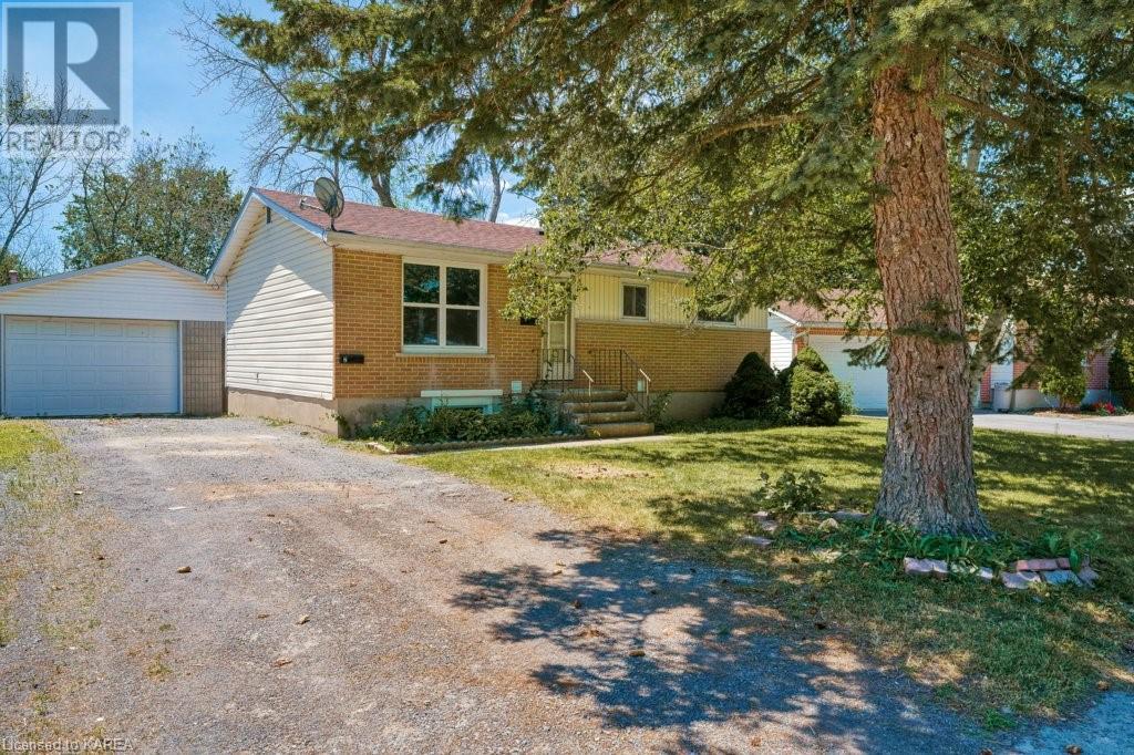 675 AYLMER Crescent