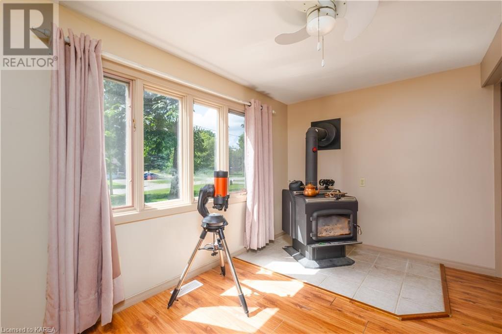 Listing 40475928 - Large Photo # 19