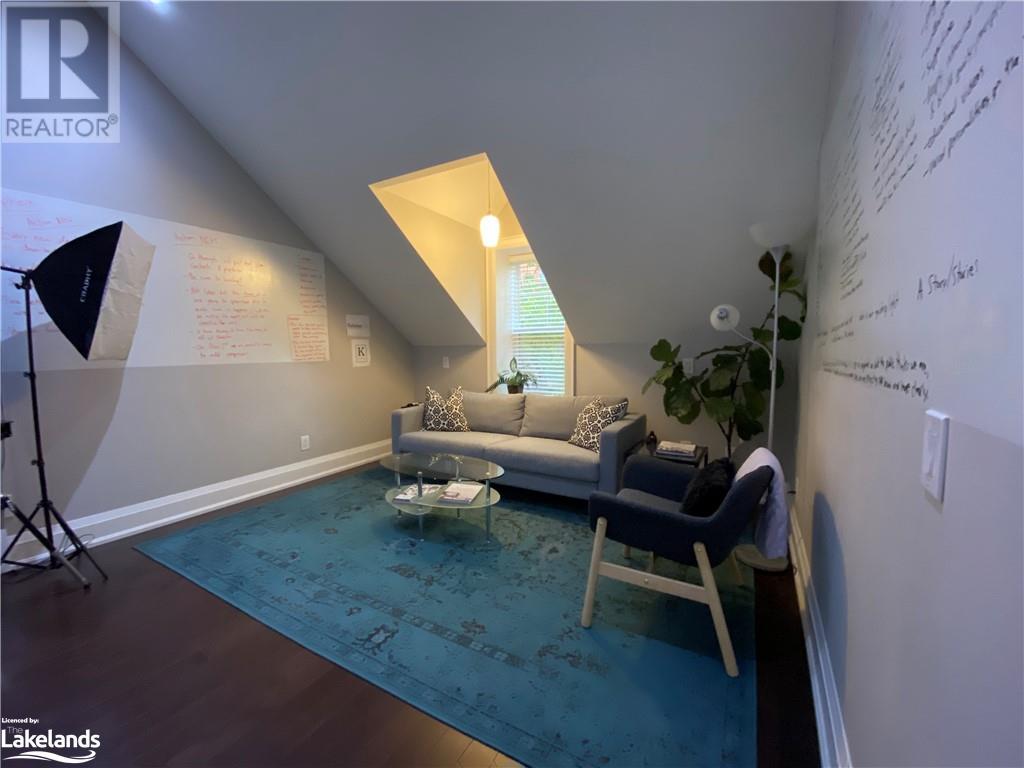 25 ELGIN Street