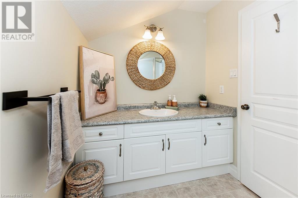 Listing 40476442 - Large Photo # 44