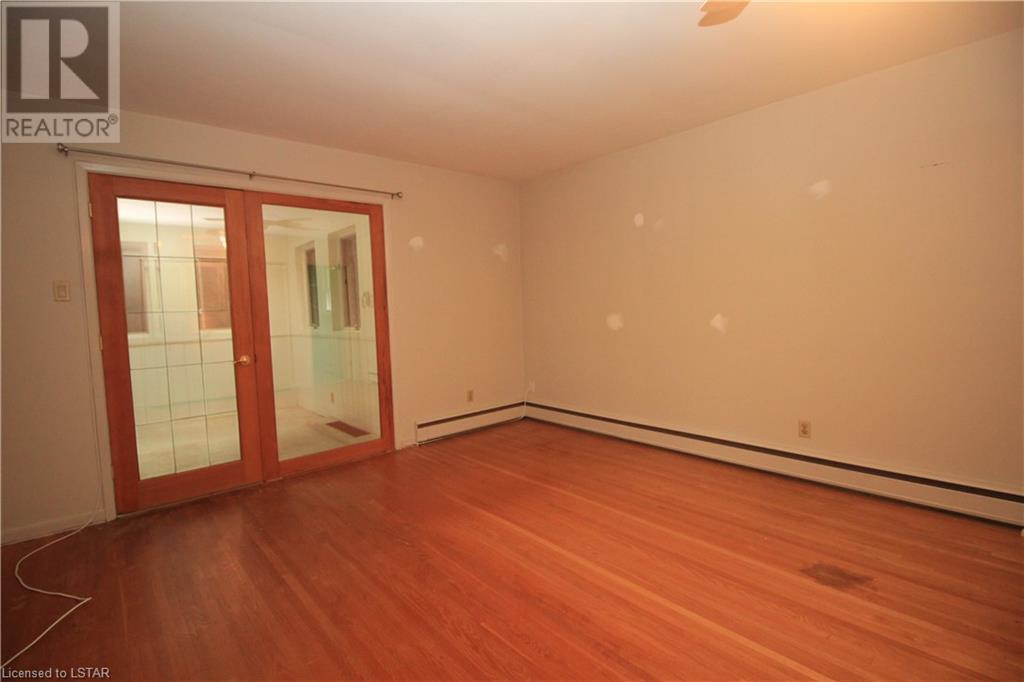 Listing 40476455 - Large Photo # 42