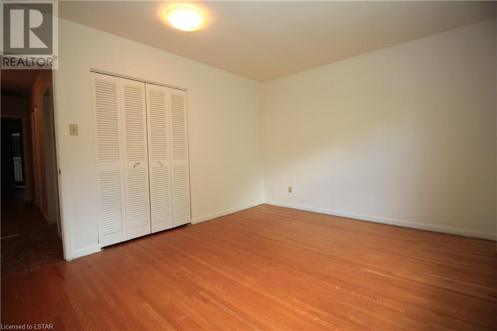 Listing 40476455 - Large Photo # 39