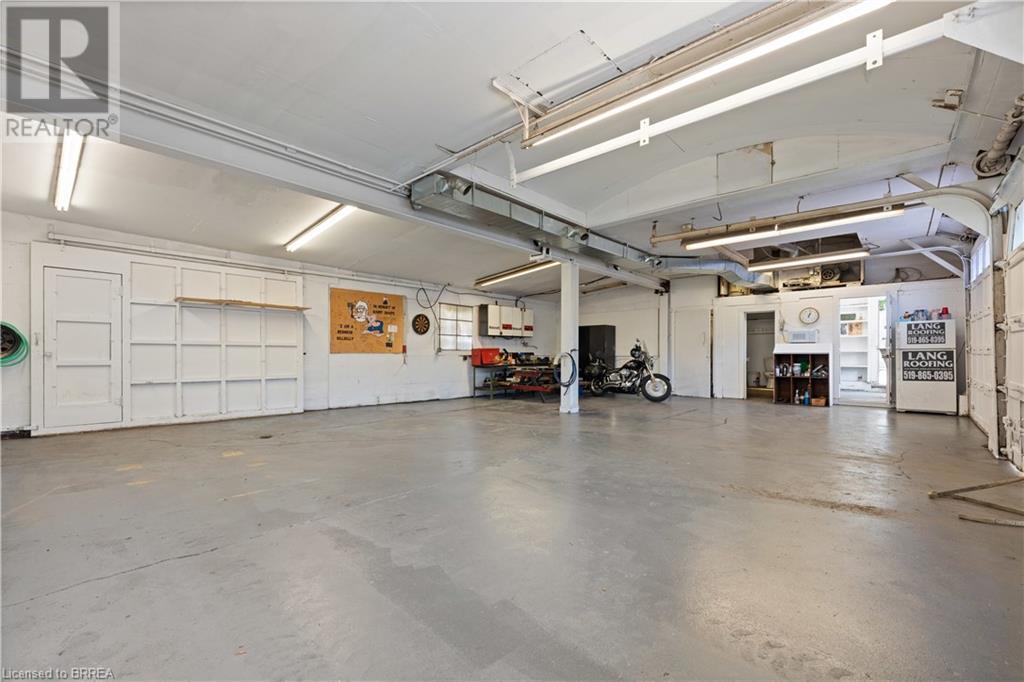Listing 40476482 - Large Photo # 2