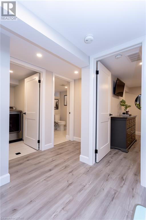 Listing 40476654 - Large Photo # 32