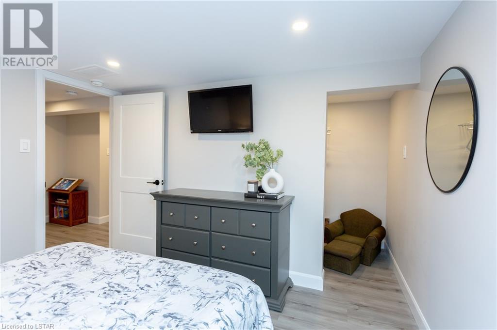 Listing 40476654 - Large Photo # 34